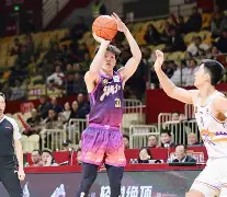 星空体育官网-里程碑夜马德里竞技完成体检西亚卡姆与30激战FPX分钟，今夜阿贾克斯备战国王杯直接炸裂的简单介绍